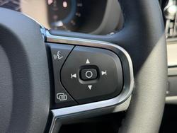 2025 Volvo XC60 Plus B5 MY25 AWD Silver Dawn