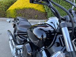 2018 Yamaha XVS650 V-STAR CUSTOM Black