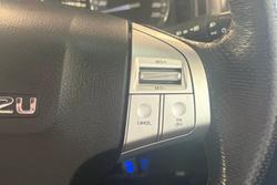 2017 Isuzu MU-X LS-T