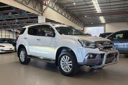 2018 Isuzu MU-X LS-T