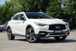 Infiniti QX30