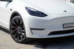 2023 Tesla Model Y Performance AWD Pearl White