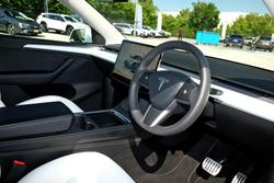 2023 Tesla Model Y Performance AWD Pearl White