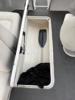 2011 Sea Ray 175 Sport