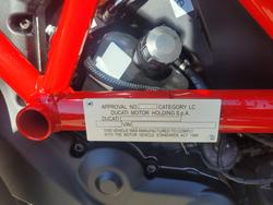 2019 DUCATI HYPERMOTARD 950 (RED) R