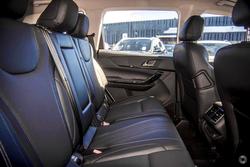2025 Mahindra XUV700 AX7L