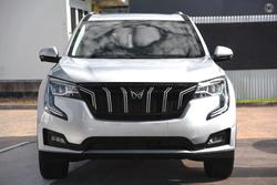 2025 Mahindra XUV700 AX7L