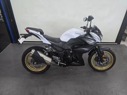 Kawasaki Z300 ABS SE (lams)