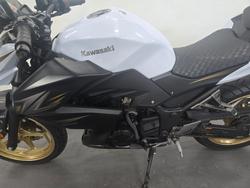 2016 Kawasaki Z300 ABS SE (LAMS) WHITE/GOLD SE