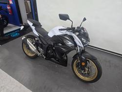 2016 Kawasaki Z300 ABS SE (LAMS) WHITE/GOLD SE