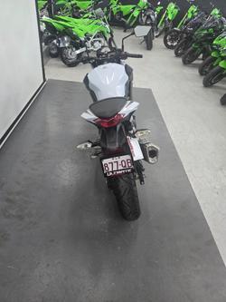 2016 Kawasaki Z300 ABS SE (LAMS) WHITE/GOLD SE
