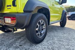 2023 Suzuki Jimny GLX