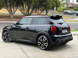 2023 MINI Hatch John Cooper Works Classic F56 LCI-2 Midnight Black II