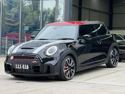 2023 MINI Hatch John Cooper Works Classic F56 LCI-2 Midnight Black II