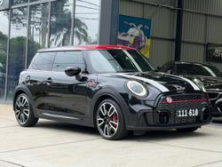 2023 MINI Hatch John Cooper Works Classic F56 LCI-2 Midnight Black II