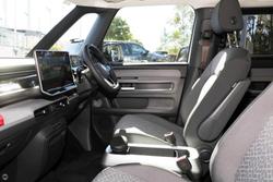 2025 Volkswagen ID. Buzz Pro BEV560