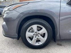 2022 Toyota Kluger GX