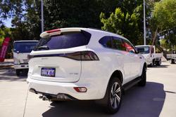 2025 Isuzu MU-X LS-T