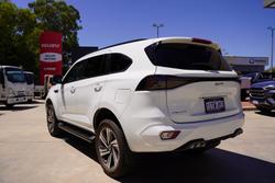 2025 Isuzu MU-X LS-T