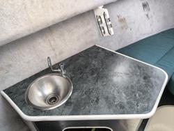 2005 Trophy 2502 WALKAROUND