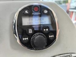 2005 Trophy 2502 WALKAROUND