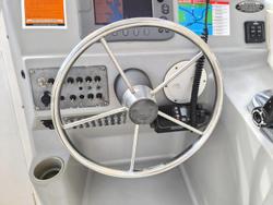 2005 Trophy 2502 WALKAROUND