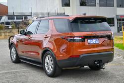 2020 Land Rover Discovery SD6 S