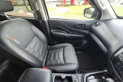 2022 Nissan Navara PRO-4X Warrior D23 MY22 4X4 Dual Range White Pearl