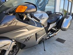 2006 Honda CBR1100XX (SUPER BLACKBIRD) Silver