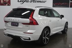 2021 Volvo XC60 B6 R-Design