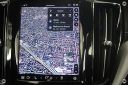 2021 Volvo XC60 B6 R-Design