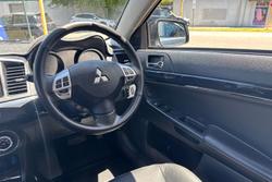2014 Mitsubishi Lancer LX