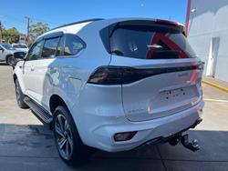 2025 Isuzu MU-X LS-T