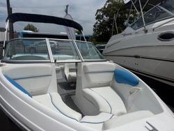 2014 Rinker Captiva 186 BR