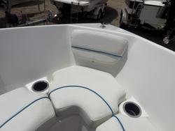 2014 Rinker Captiva 186 BR