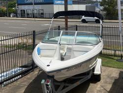 2014 Rinker Captiva 186 BR