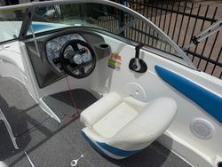 2014 Rinker Captiva 186 BR