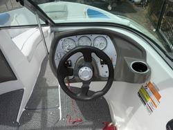 2014 Rinker Captiva 186 BR