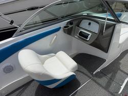 2014 Rinker Captiva 186 BR