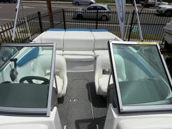 2014 Rinker Captiva 186 BR