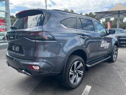 2025 Isuzu MU-X LS-T