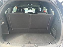 2025 Isuzu MU-X LS-T