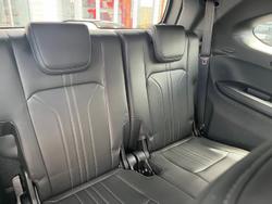 2025 Isuzu MU-X LS-T