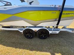 2023 Malibu Wakesetter 22 LSV