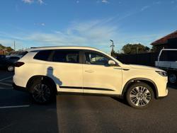 2025 Chery Tiggo 8 Pro Max Ultimate AWD MY24 AWD Lunar White