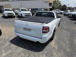 2011 HOLDEN COMMODORE OMEGA