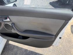 2011 HOLDEN COMMODORE OMEGA