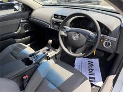 2011 HOLDEN COMMODORE OMEGA