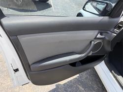 2011 HOLDEN COMMODORE OMEGA