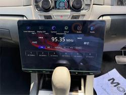 2011 HOLDEN COMMODORE OMEGA